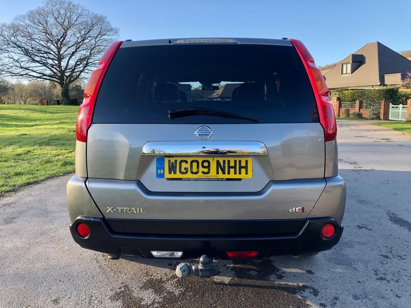 NISSAN X-TRAIL