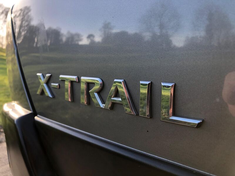 NISSAN X-TRAIL