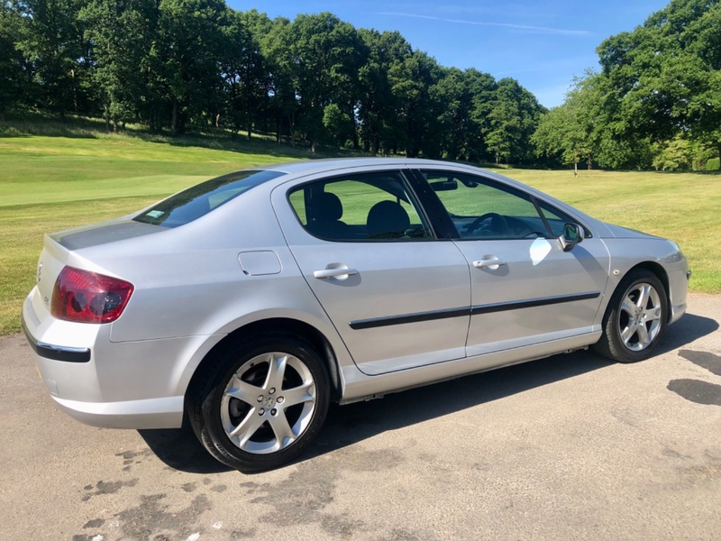 PEUGEOT 407