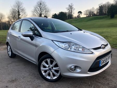 FORD FIESTA 1.25 Zetec 5dr